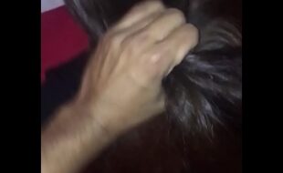 COMENDO A CASADA NOVINHA E GOZANDO DENTRO DELA