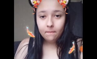 Duda: Ninfetinha batendo siririca na live