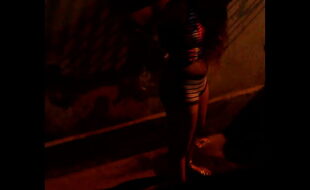 Flagrante Novinha Mijando Fora do Baile