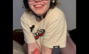 Trans Boyfriend Blows U and U Use His Swollen Pussy