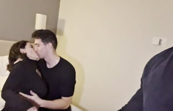 Creampie After the Party With the Waitress