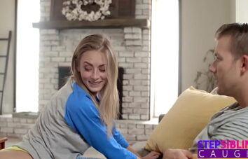 Blonde Temptress Kyler Quinn gets tight pussy fucked by stepbro while Stuck in Sink