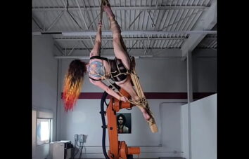 Splits, Bondage, Robots